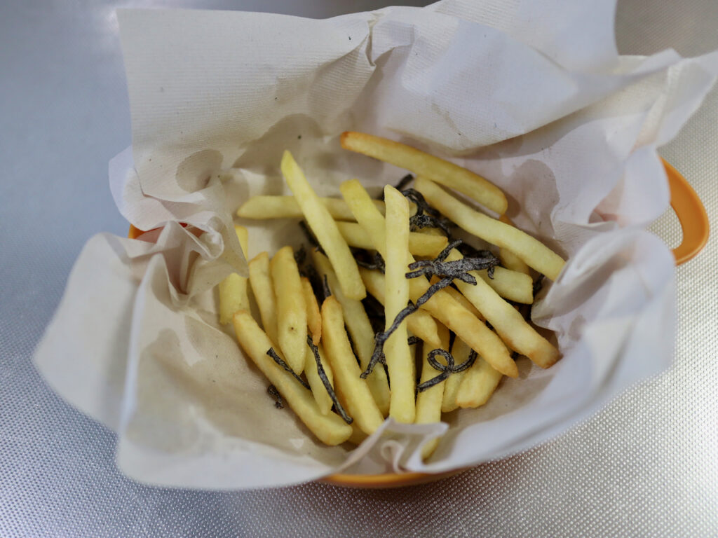 ちびパンで作ったポテトフライ塩昆布和え